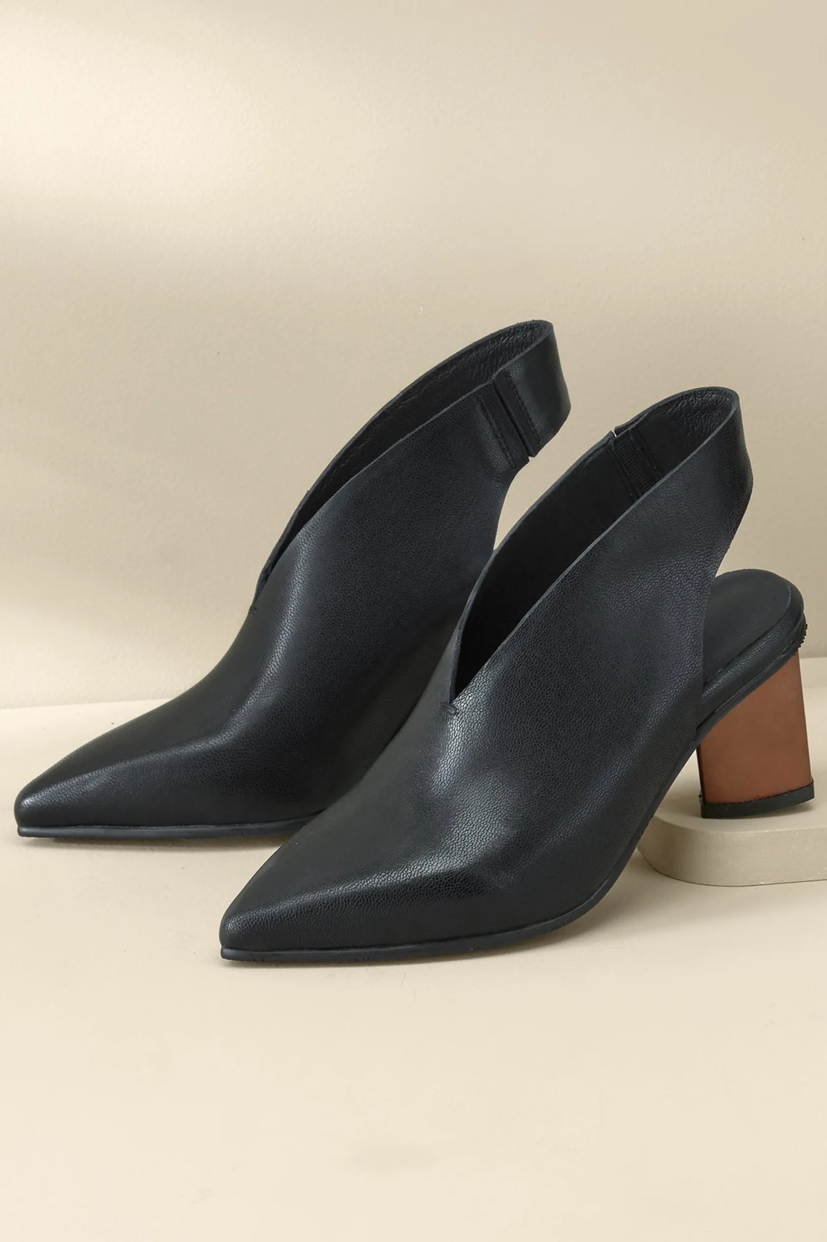 Soft Surroundings Antelope Hedda Slingback Mule