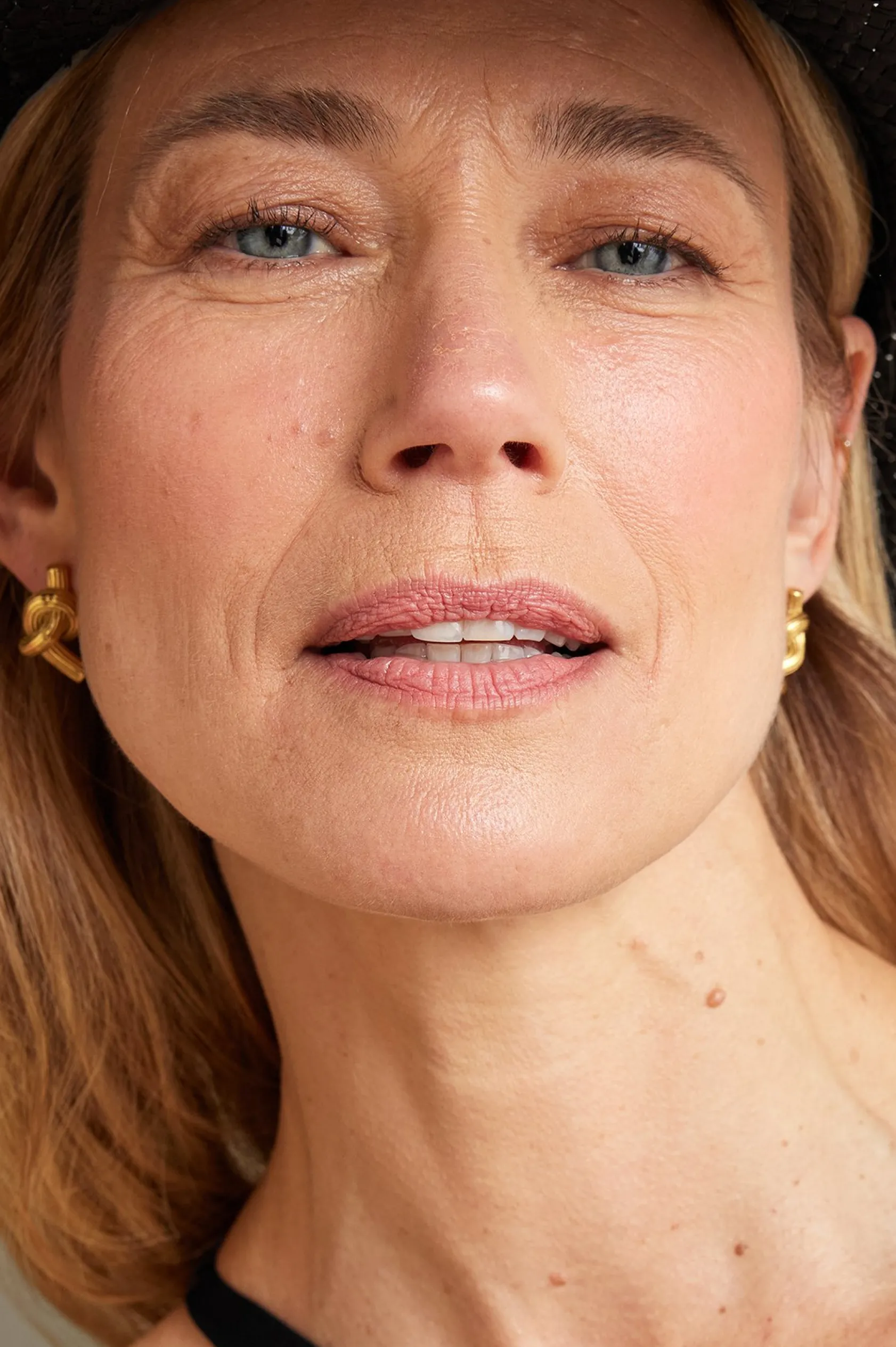 Soft Surroundings Ashley Knot Earring