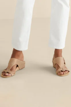 Soft Surroundings Donald Pliner Ofelia Wedge Slide