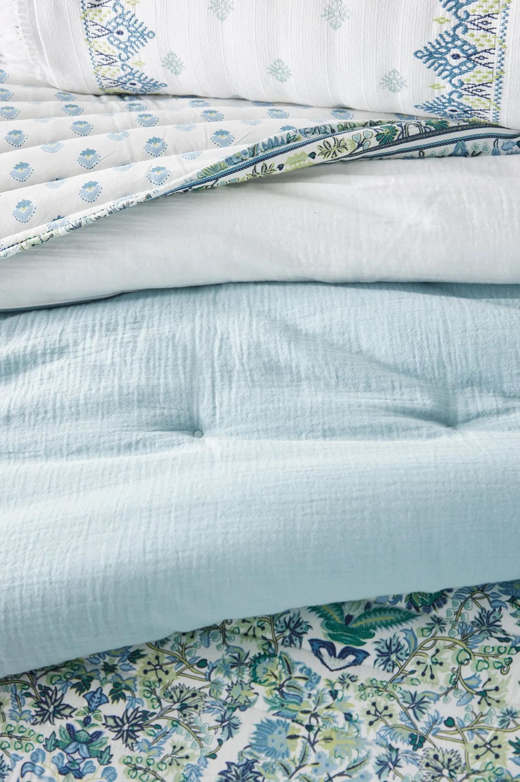 Soft Surroundings Ivy May Reversible Gauze Comforter