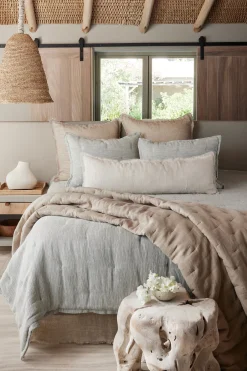 Soft Surroundings Marcella Linen Reversible Quilt