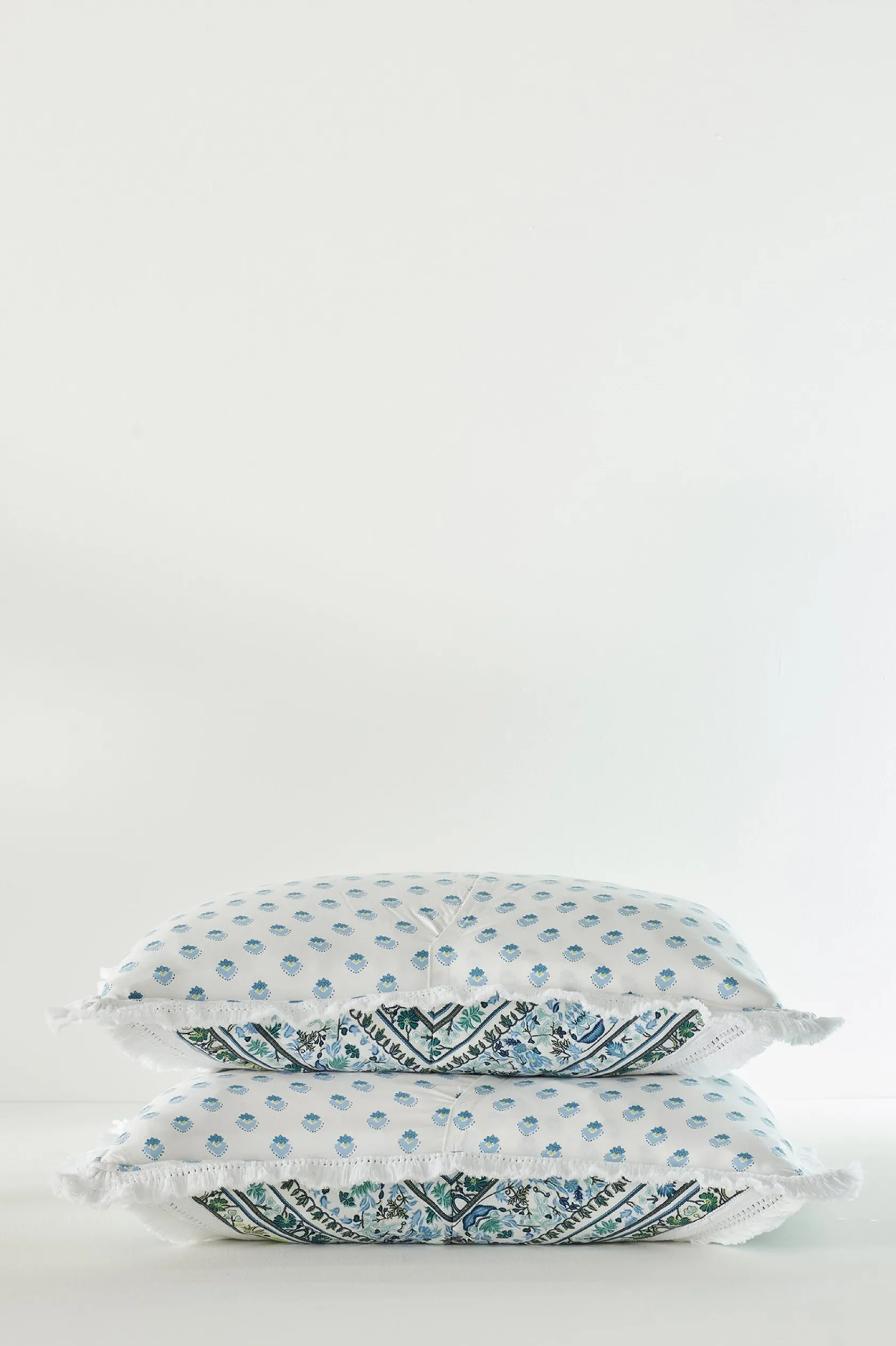 Soft Surroundings Margo Iris Printed Sham