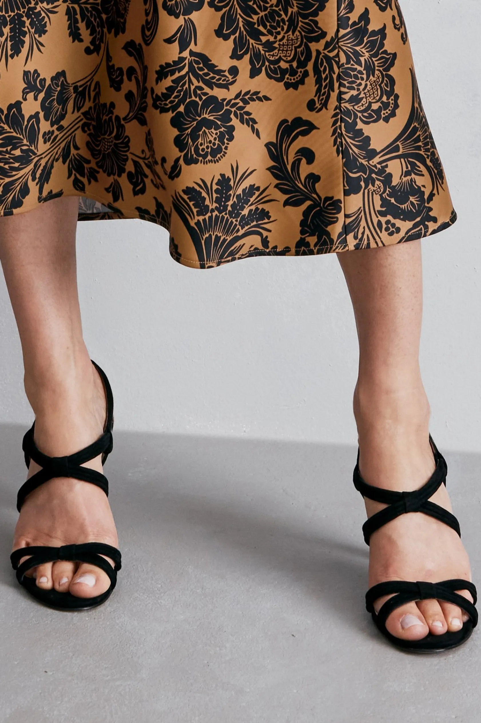 Soft Surroundings Pelle Moda Wayve Strappy Sandal