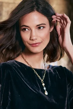 Soft Surroundings Trinity Drop Necklace